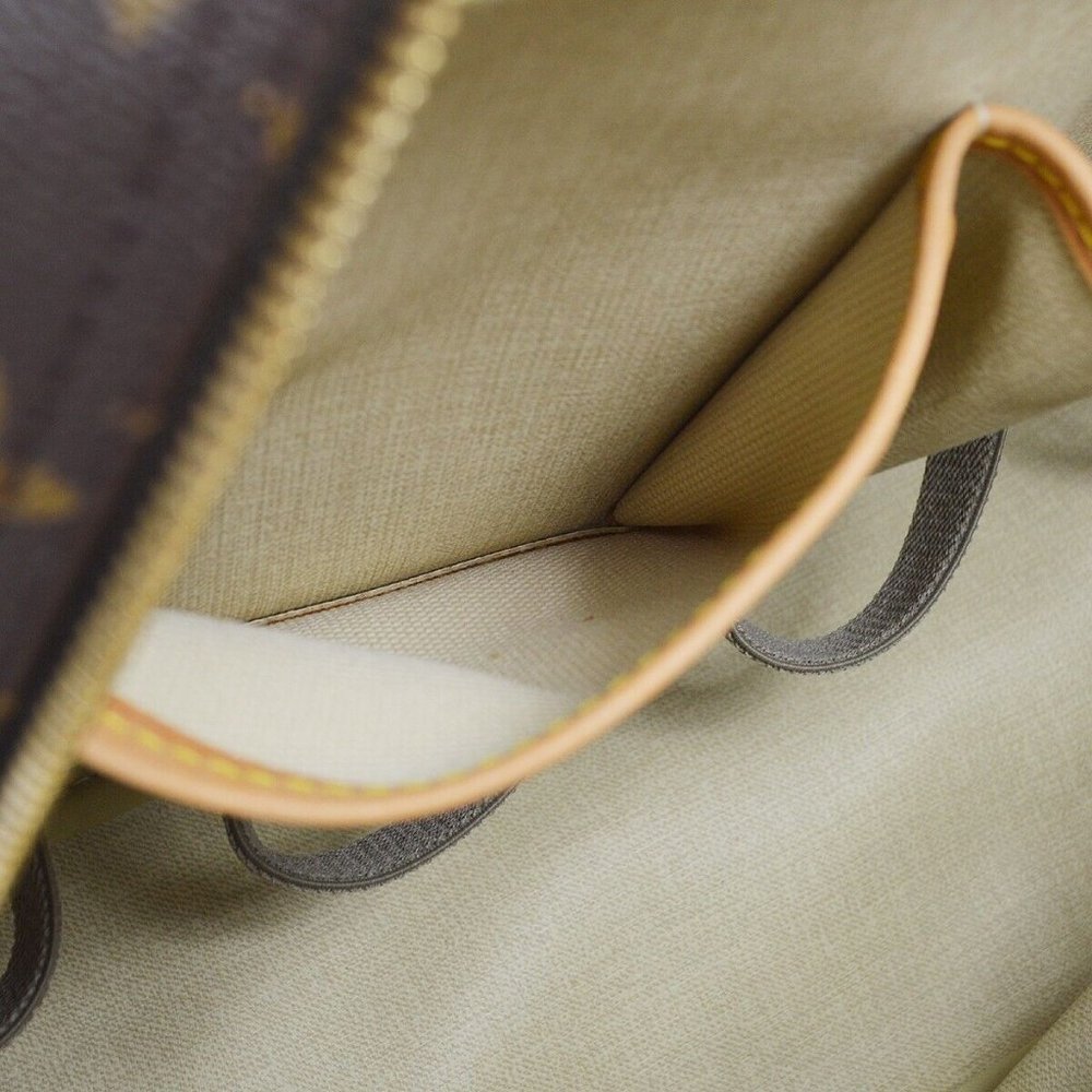 Authenticity Guaranteed LOUIS VUITTON  HAND BAG - Picture 8 of 13